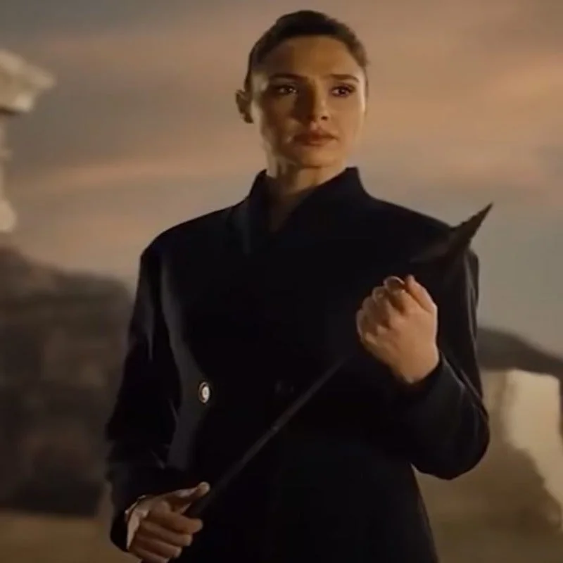 Zack Snyders Justice League 2021 Gal Gadot Black Coat